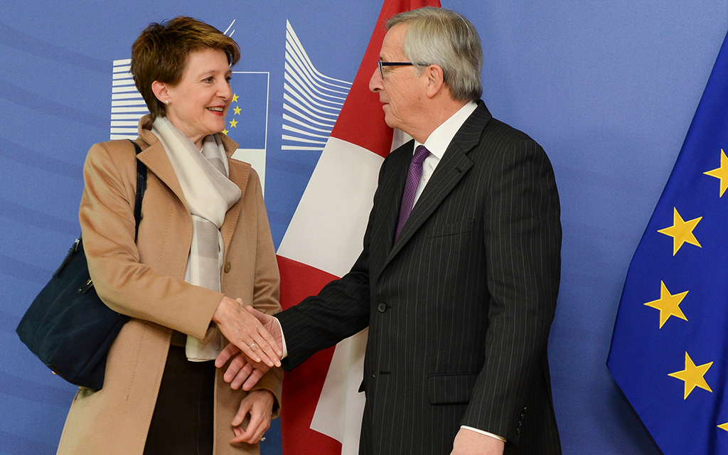 La présidente de la Conféderation Simonetta Sommaruga et Jean-Claude Juncker, président de la Commission européenne. (Photo: © European Union, 2015)