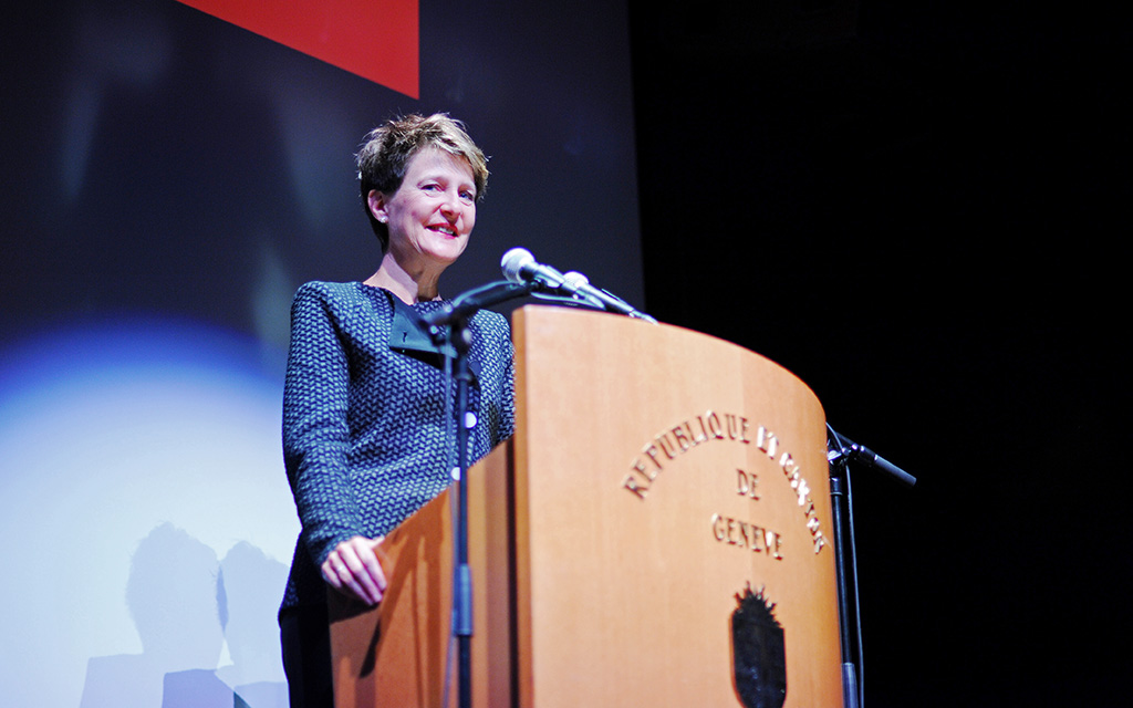 La présidente de la Confédération Simonetta Sommaruga a participé à la remise des prix et répondu aux questions du public. (Photo : Chancellerie d’État du canton de Genève)